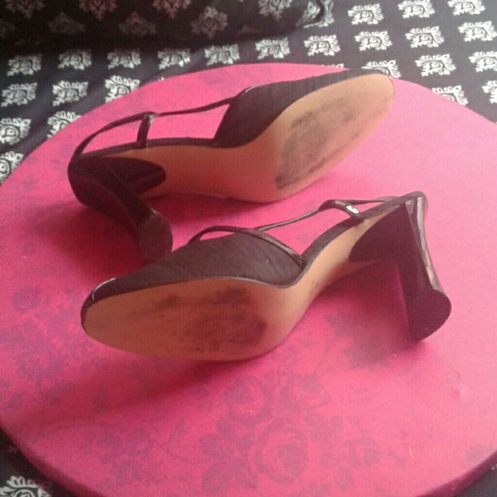 Shoes - Picture 2 of 2